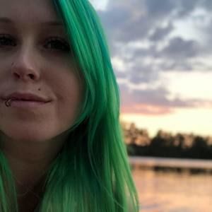 Meet your Posher, Jaclyn